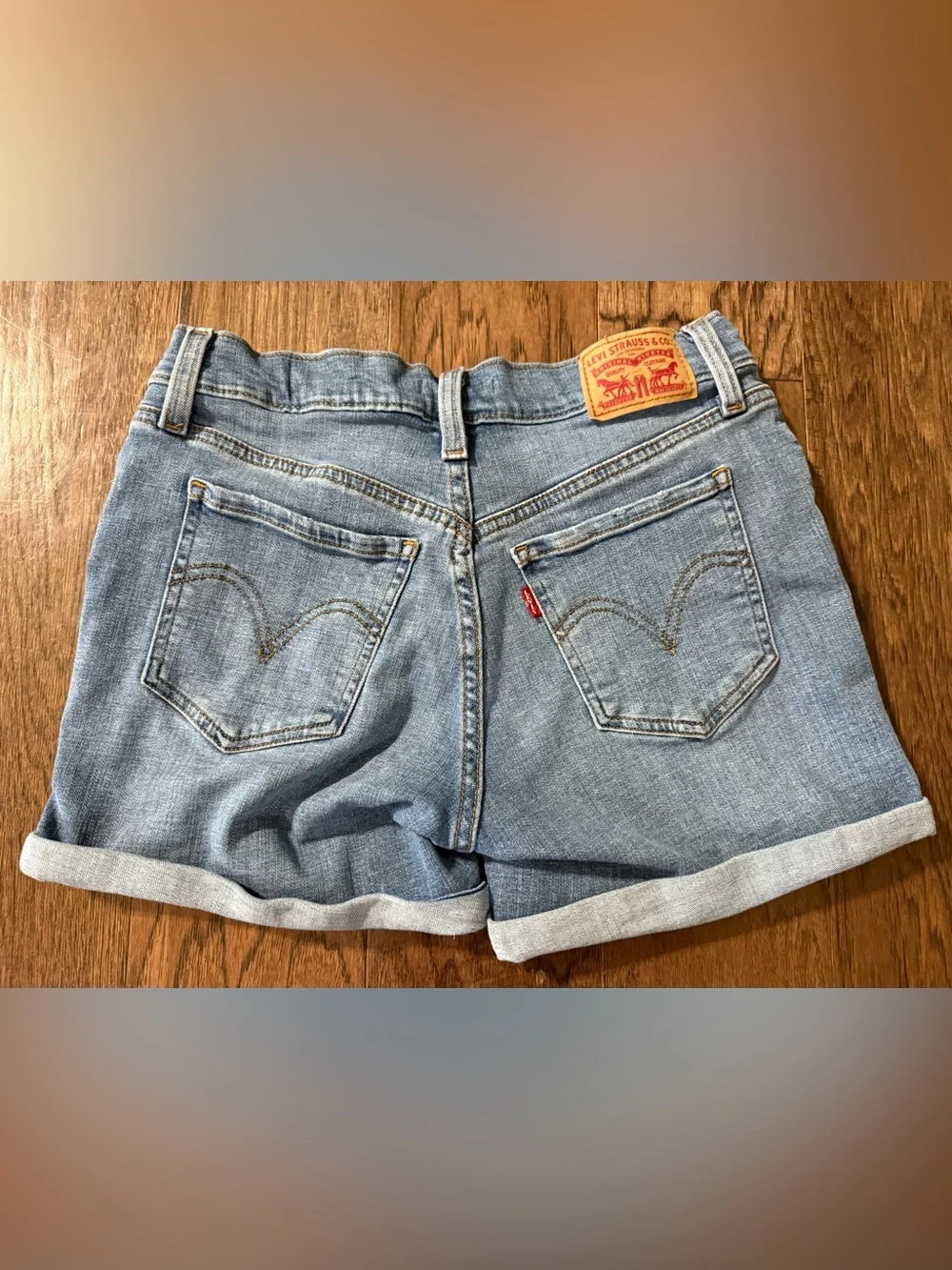 Levi's Mid Length Shorts size 26 denim